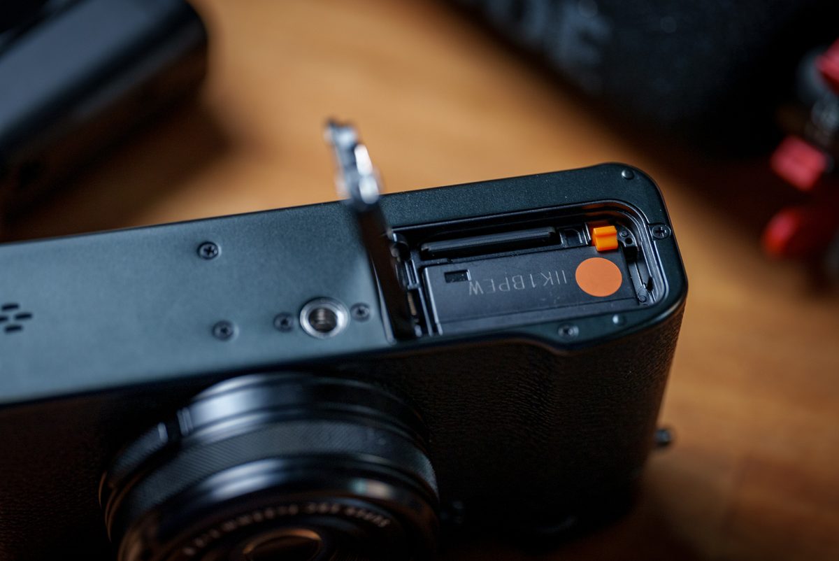 Review】富士フイルムX100VIはビデオクリエイターの視点で見ると