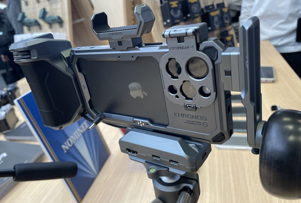 Inter BEE 2024】TILTA、iPhone用の撮影システムのKhronosからカー