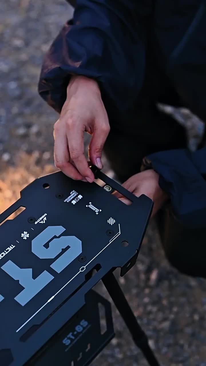 Shinetrip 05 シリーズ拡張可能な多様なアルミスケートボードテーブル