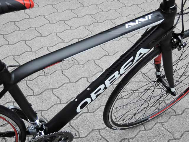 クロスバイクの少し上を行く最初の一台〜ORBEAアヴァンハイドロ