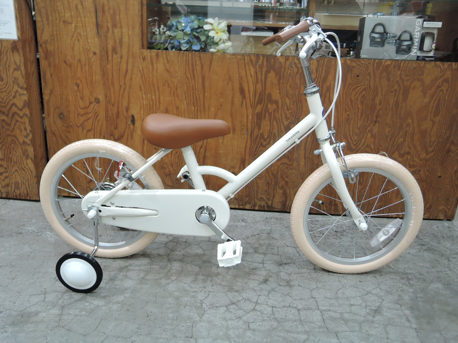 little Tokyo bike （リトルトーキョーバイク）16インチ ミルク 人気の