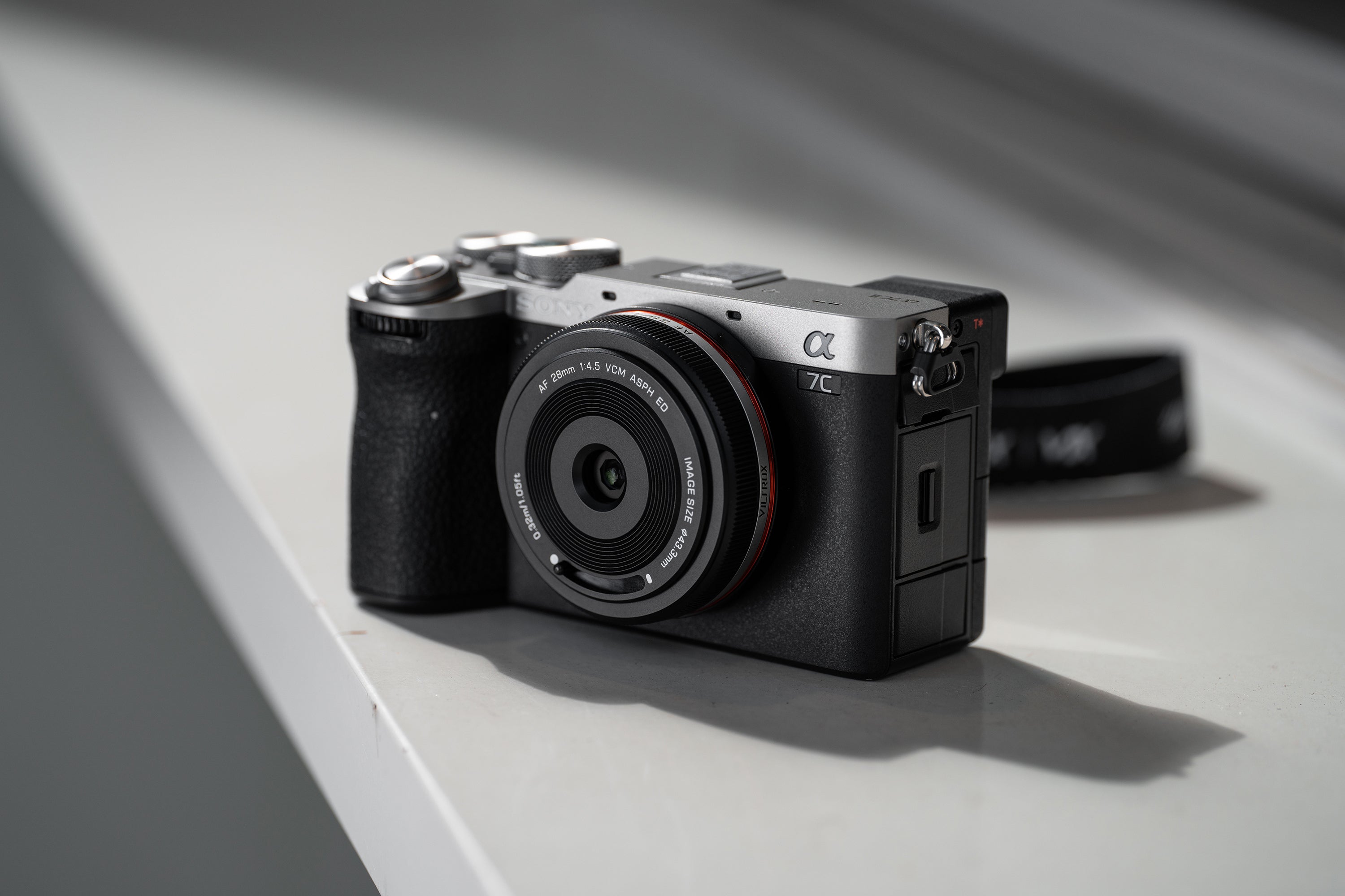 Viltrox AF 28mm F4.5 AIR ソニーEマウント – viltrox-shop