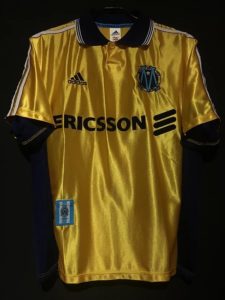 1998年W杯優勝で盛り上がるフランス国内。その盛況下で迎えた