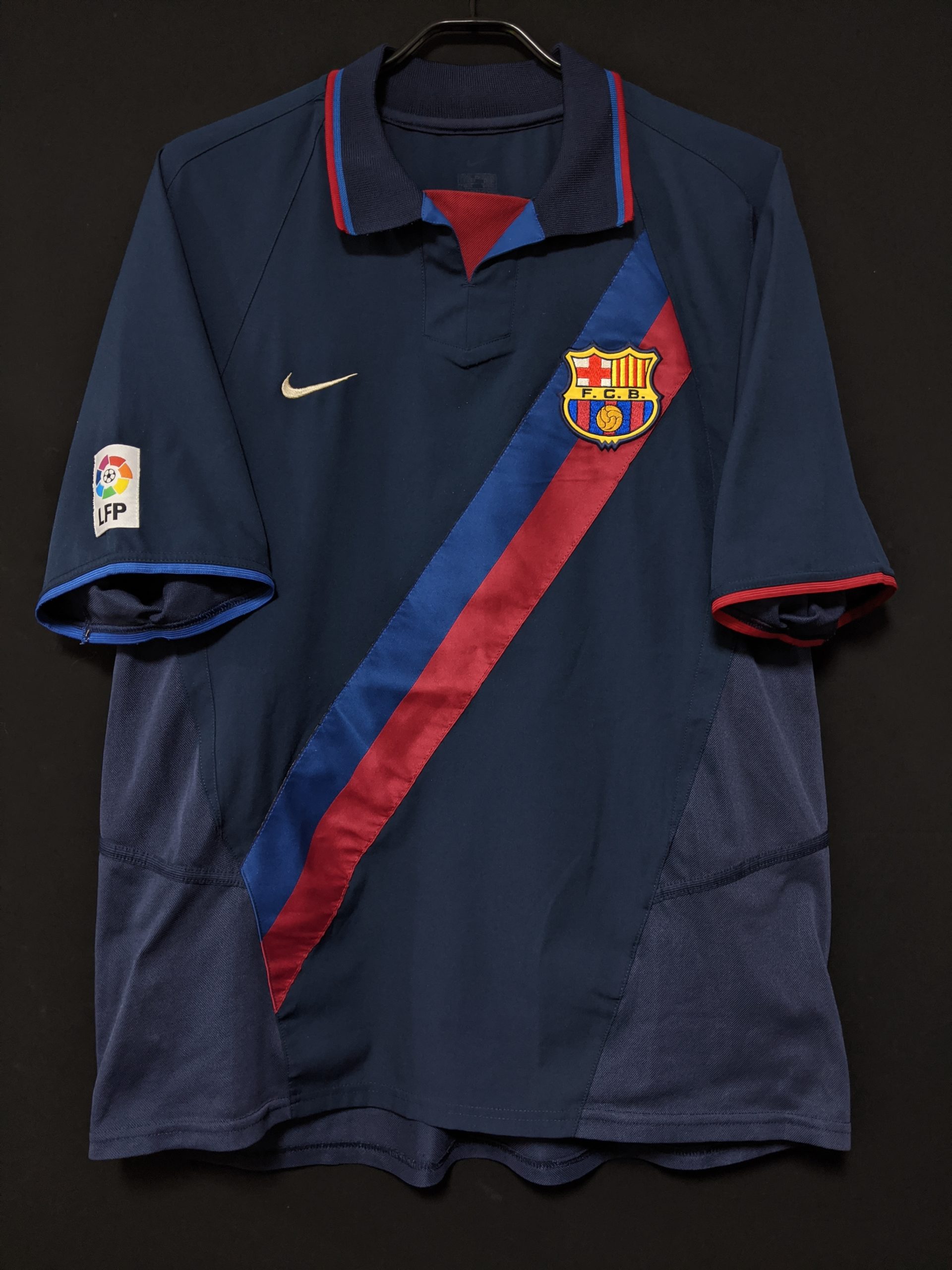 バルセロナの明暗分かれる同一ユニフォーム。実はアウェイとサードで