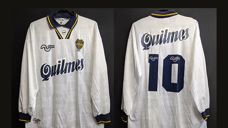 1990年代を象徴するボカ・ジュニアーズのアウェイユニフォーム！10番は