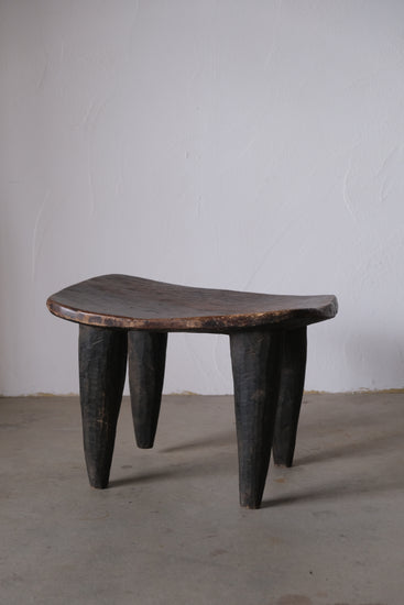 セヌフォ族 スツール x large ①