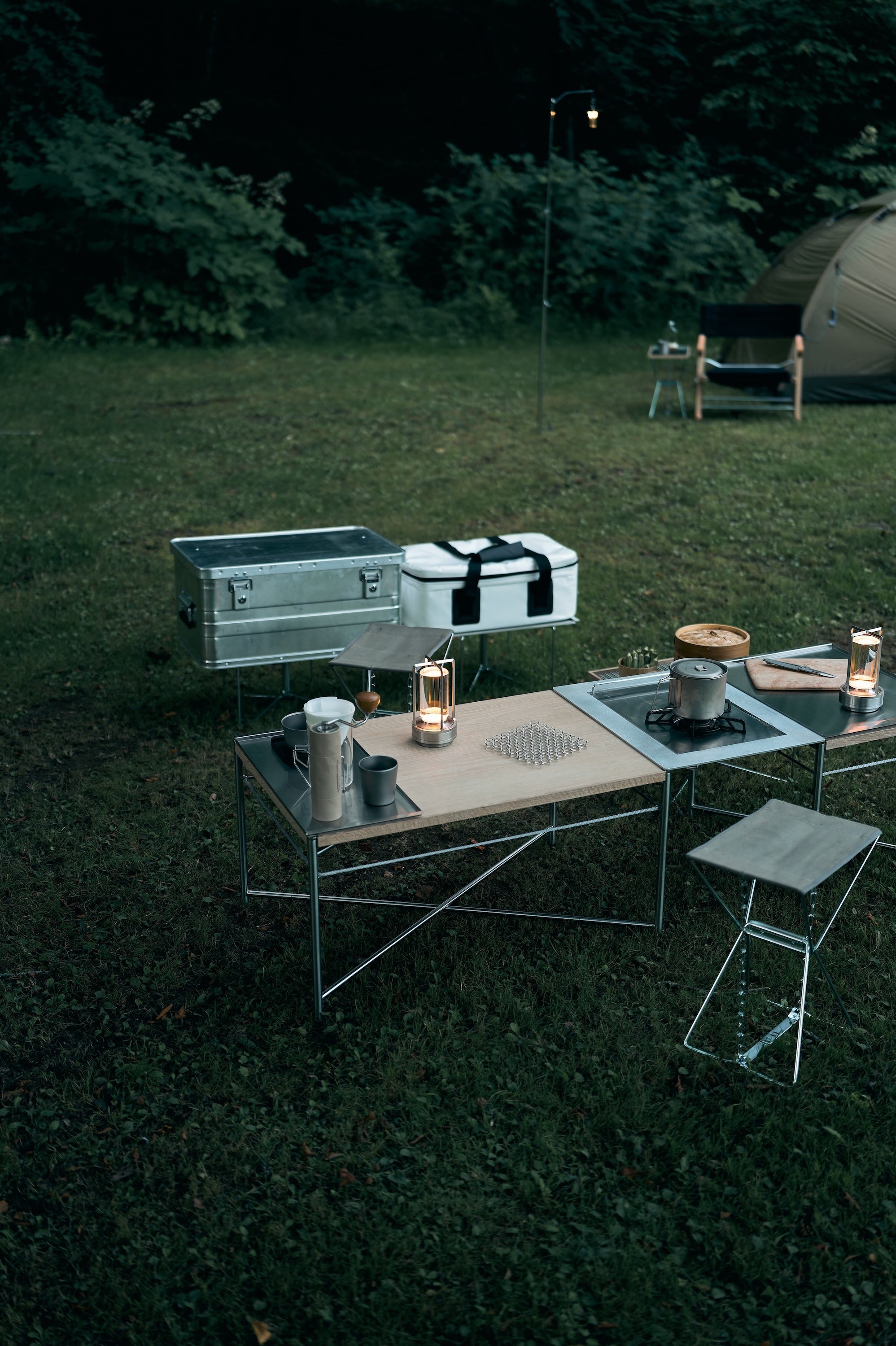 Wanderout / Universal Plate 00 – wanderout