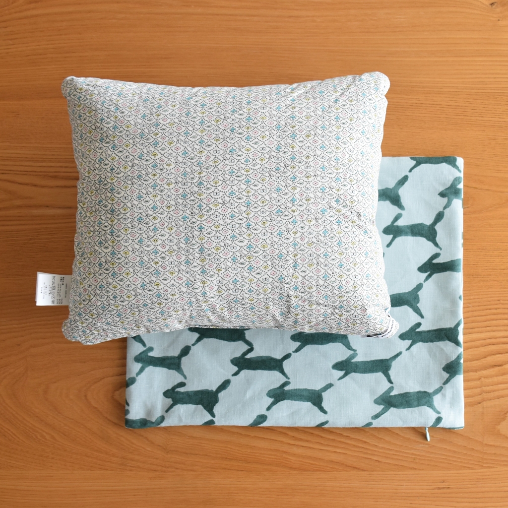 ミナペルホネン】ミニクッションにファスナー付きカバーを作りました