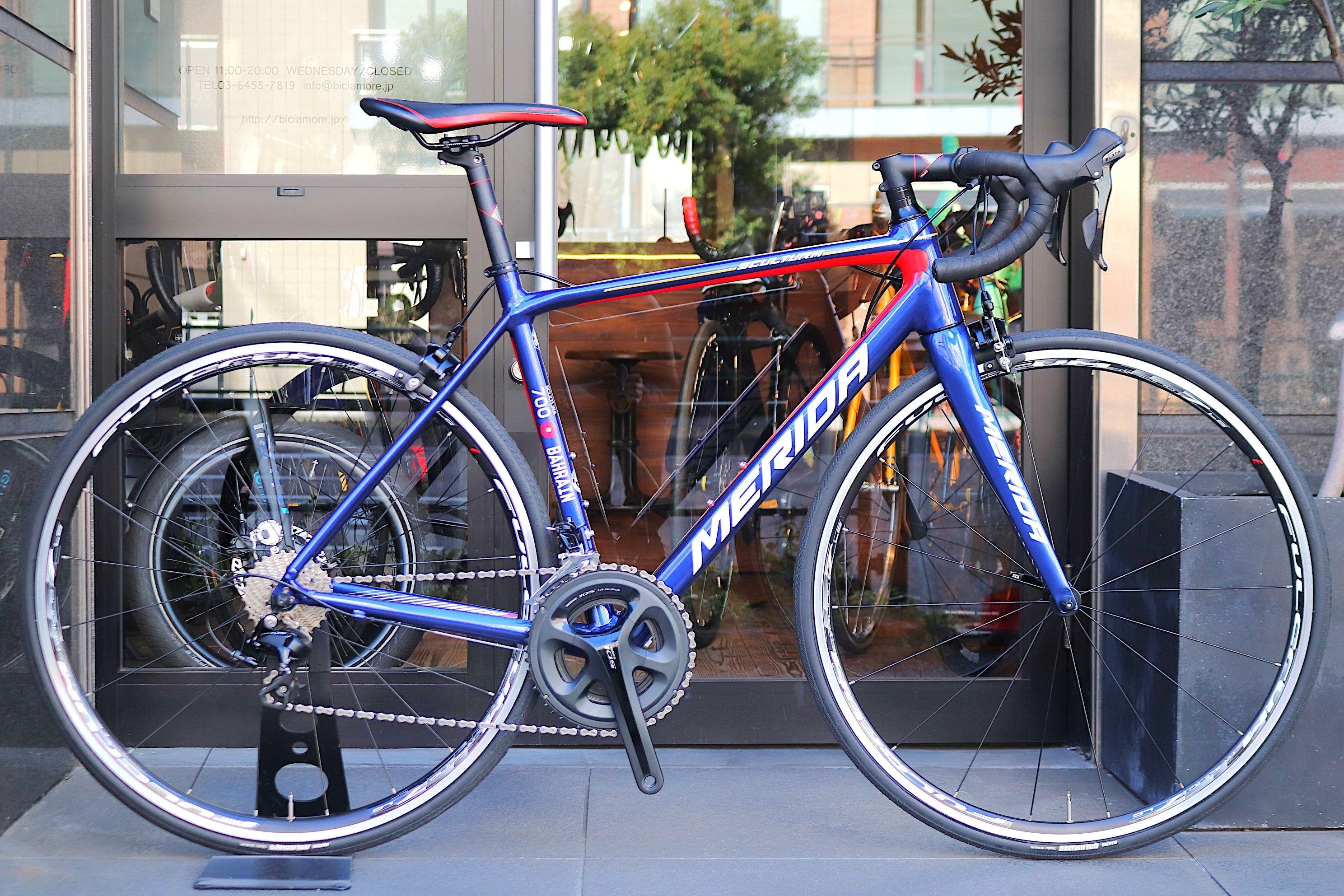 メリダ MERIDA スクルトゥーラ SCULTURA 700 2018モデル 50サイズ