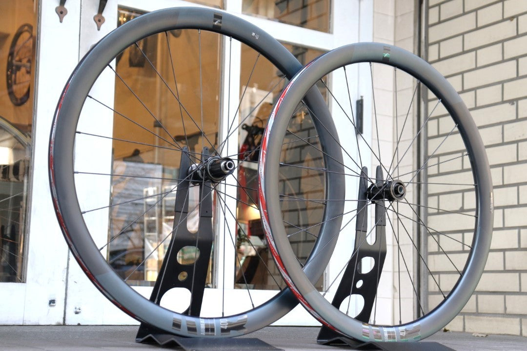 フルクラム FULCRUM エアビート AIRBEAT 400 DB カーボン チューブレス