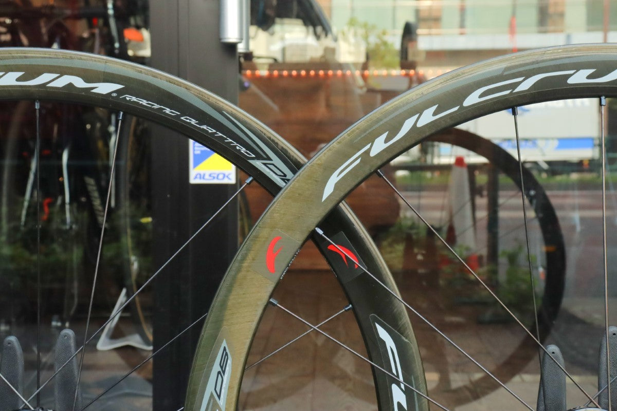 フルクラム FULCRUM レーシングクワトロ カーボン RACING QUATTRO