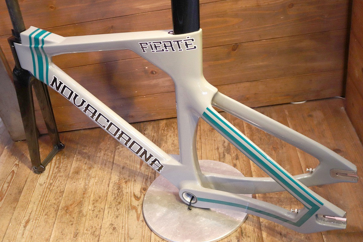 ノバコローナ NOVACORONA フィエルテ Fierte 2023 Sサイズ カーボン