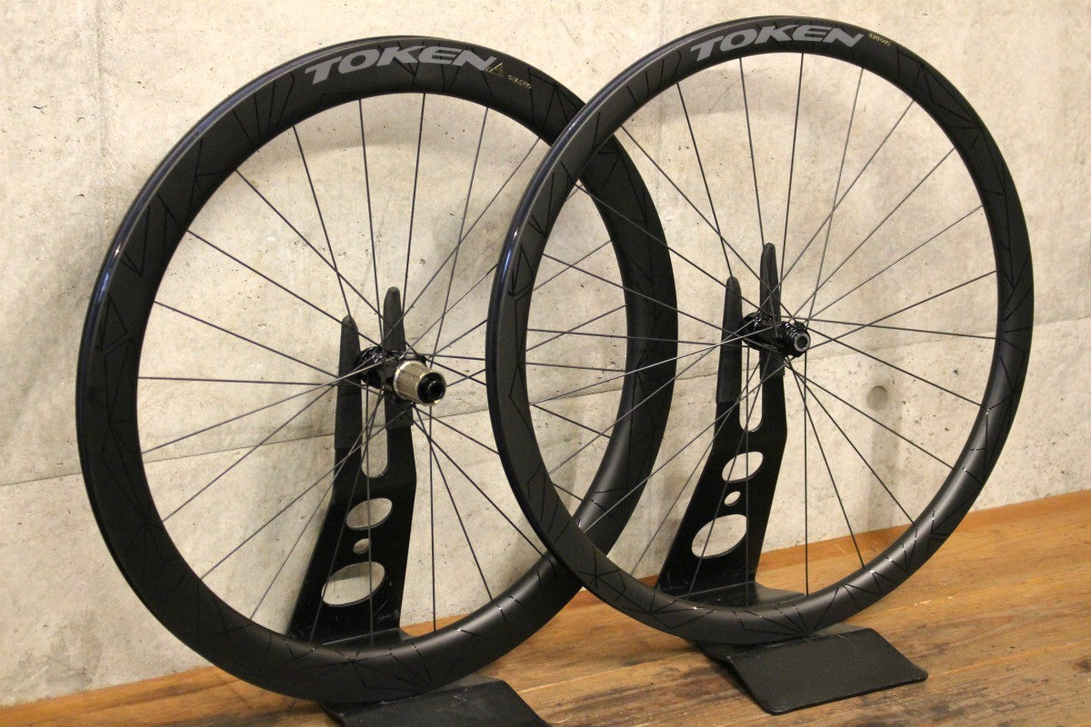 トーケン TOKEN VENTOUS + KONAX PRO カーボン チューブレスレディ