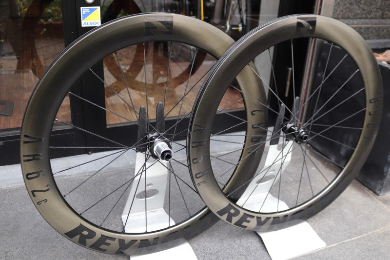 レイノルズ REYNOLDS AR 58/62 C カーボン チューブレス ホイール