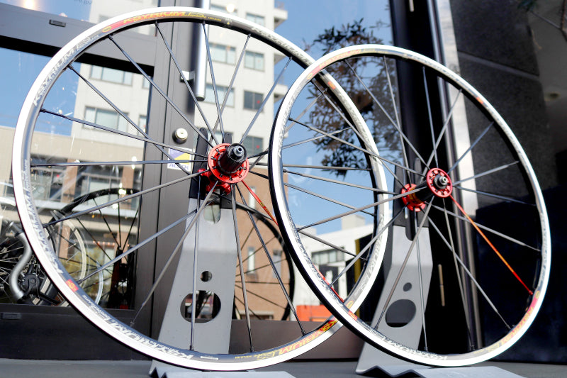 マヴィック MAVIC キシリウム KSYRIUM ES アルミ クリンチャー