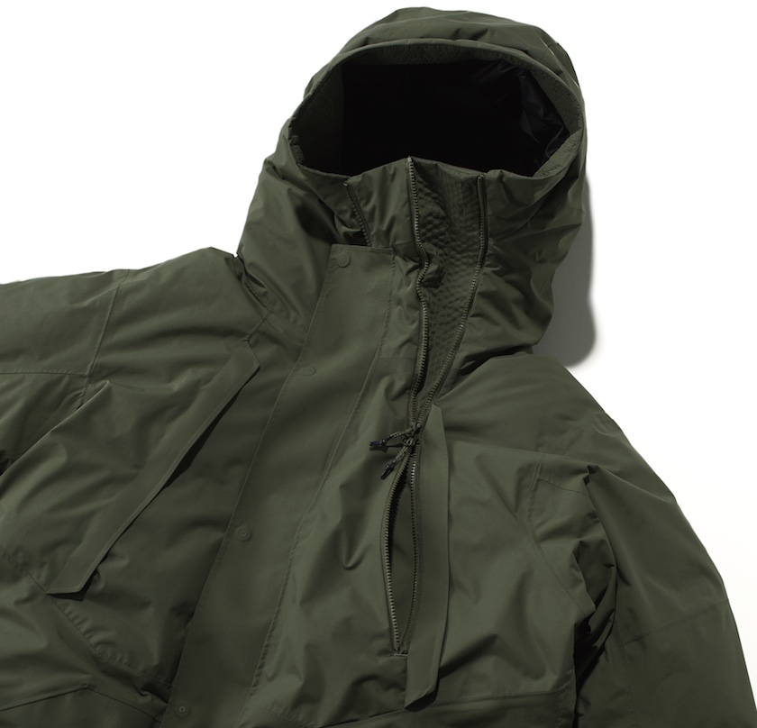 襟元のジップにワザあり！ 個性的ギミックで魅せる、マムートのダウン