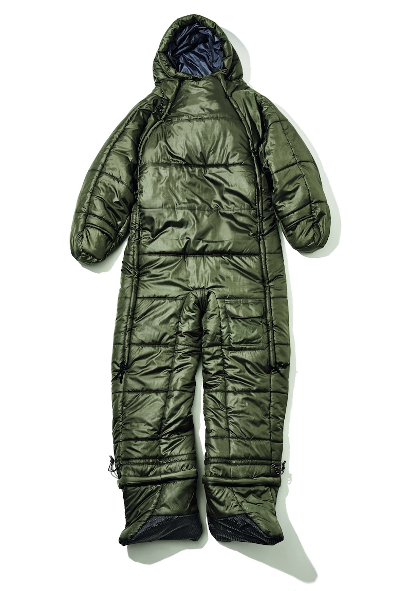 宇宙服的な見た目の「着る寝袋」 は、実用的かつ高コスパも魅力。 | GO