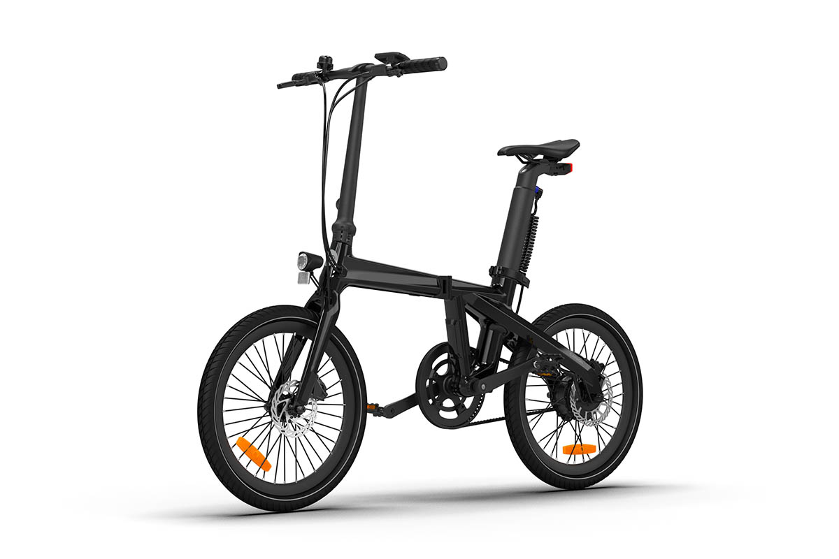 電動なのにわずか14.5kg! スタイリッシュな折りたたみ電動アシスト