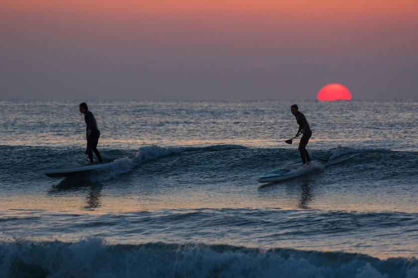 機能美デザインのSUP「ピークス5」に、男前なミリタリー系カラーが