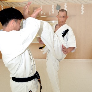 江上茂 Egami Shigeru – 日本空手道松濤會 | 達人・名人・秘伝の師範