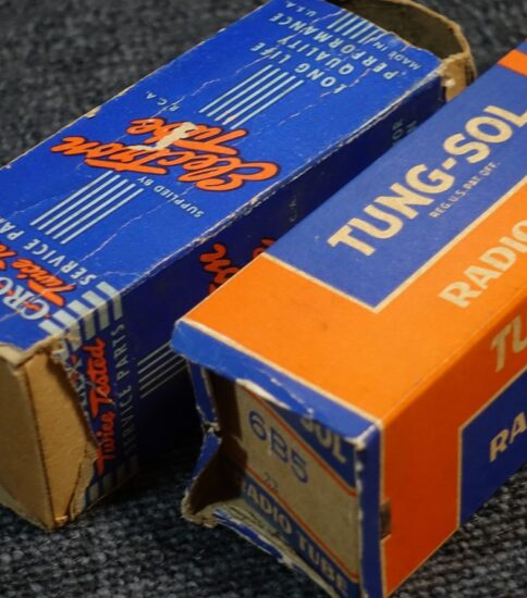 真空管 出力管 – WEC5 商品紹介（Picture Items）