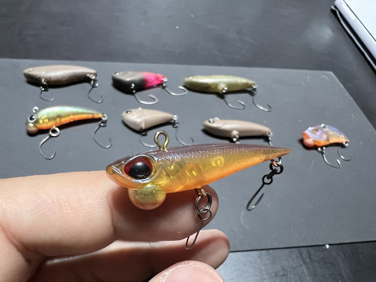 ボトムプラグってなんだ!?エリアトラウトでおすすめのルアー