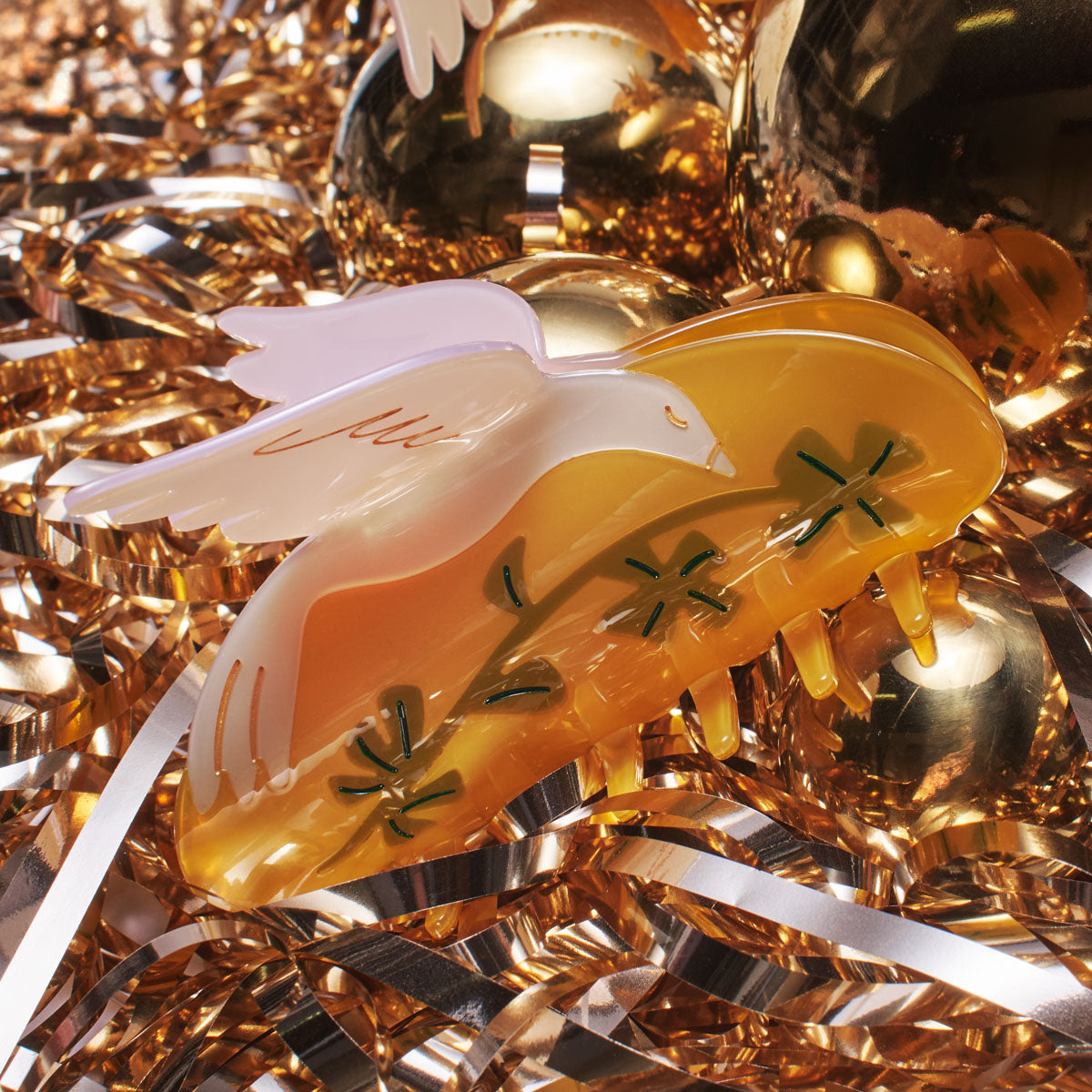 Lucky Dove XL Claw | Winona Irene