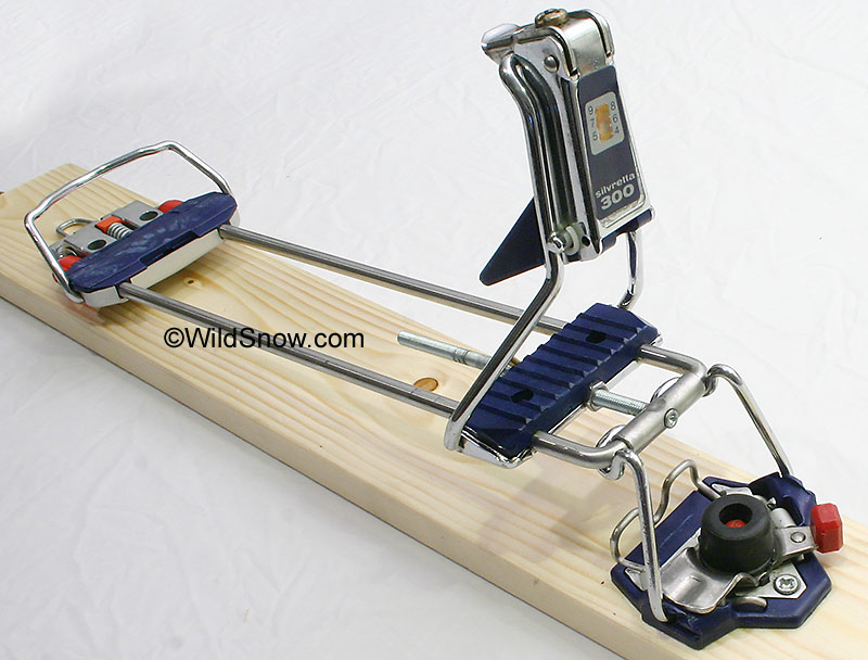 Silvretta 300 Backcountry Skiing Alpine Touring Binding - circa
