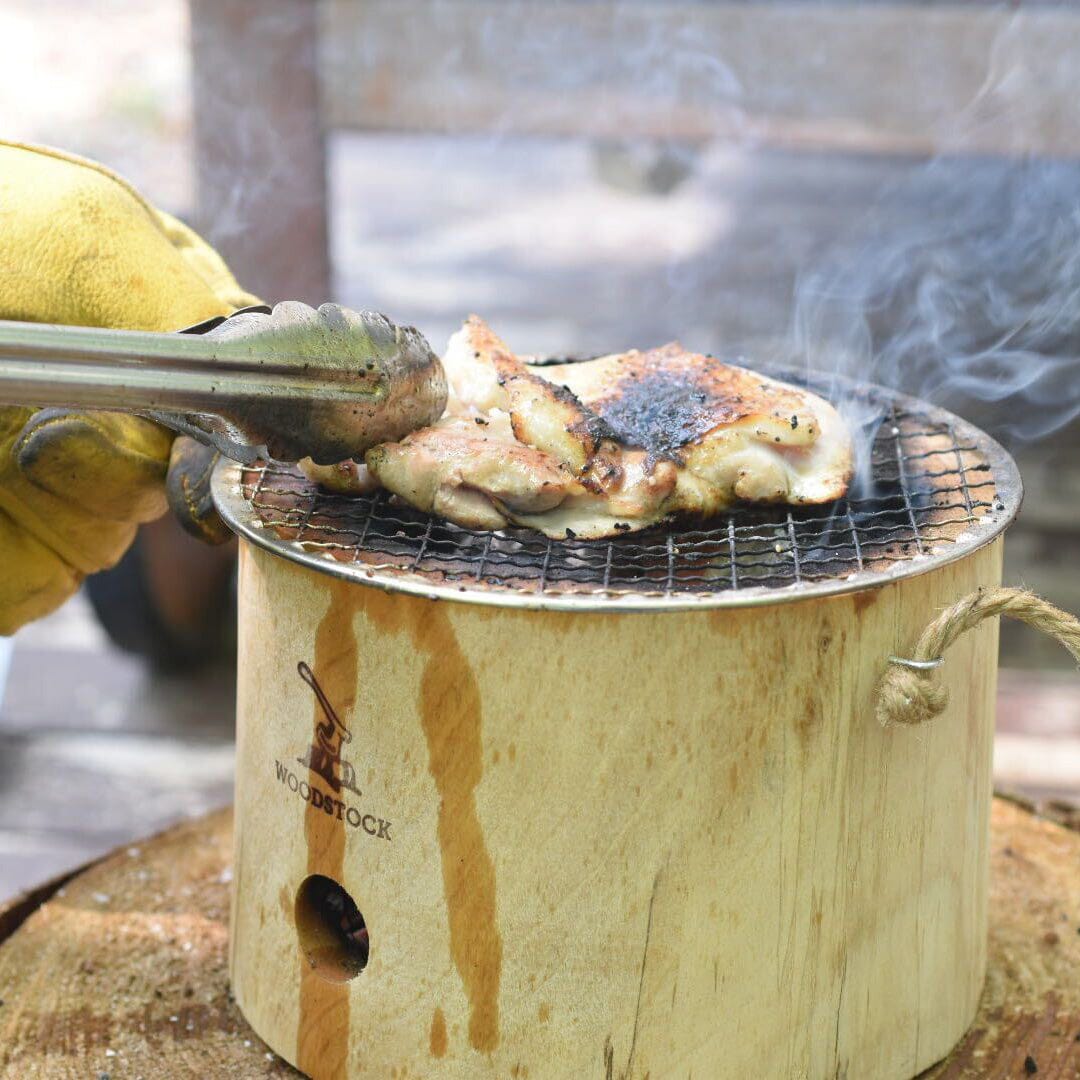 準備の手間要らず 食材の深みがます”魔法の燻製BBQグリル” ウッド