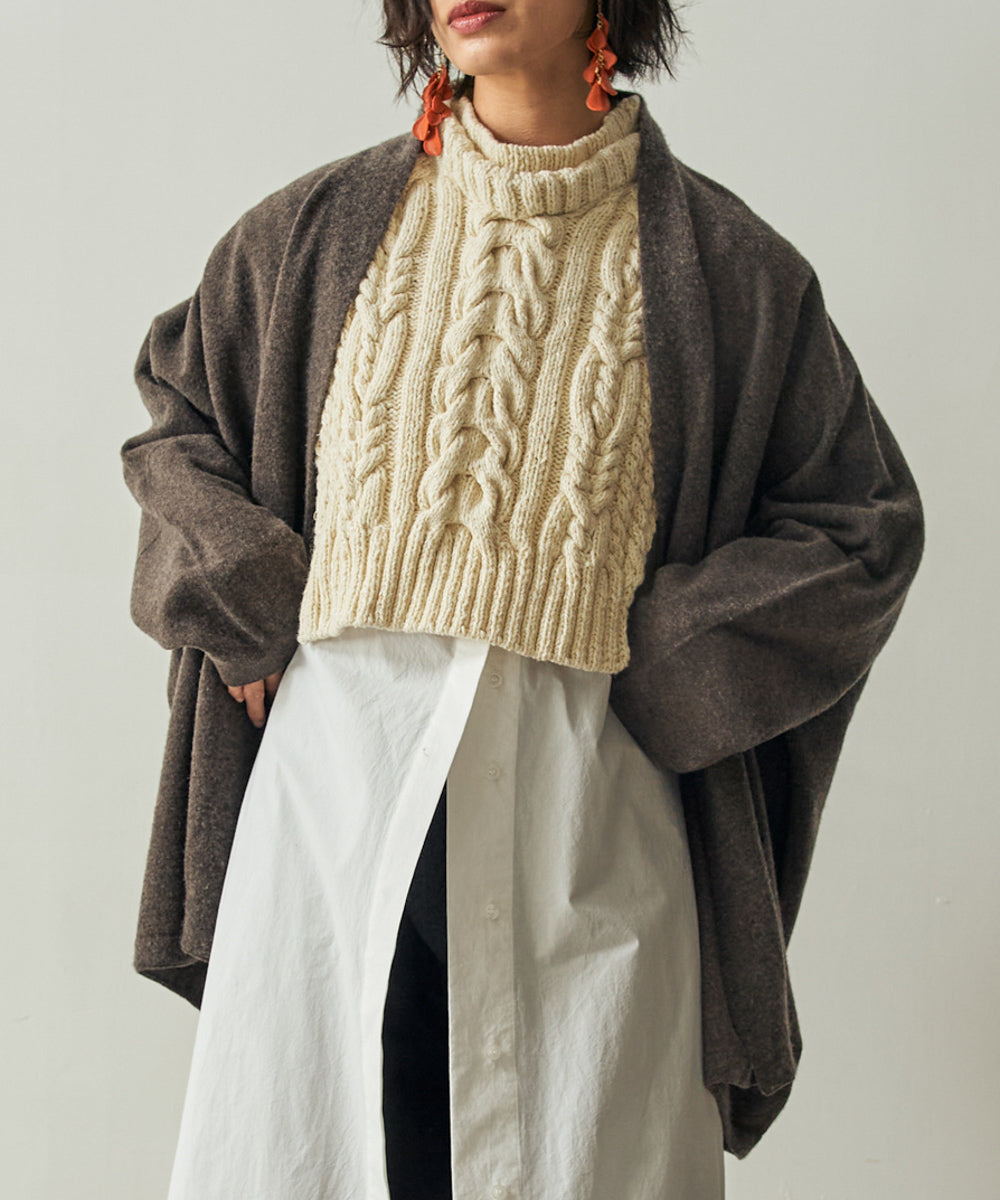 希少な素材〉〈最高級15.5マイクロン長極細メリノウール100%〉〈ユニ