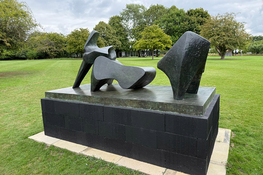 Henry Moore: The Artist Who Sculpted Humanity and Global Ideas