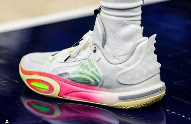 Li-Ning Wade All City AC 11 “Blossom” D'Angelo Russell Basketball