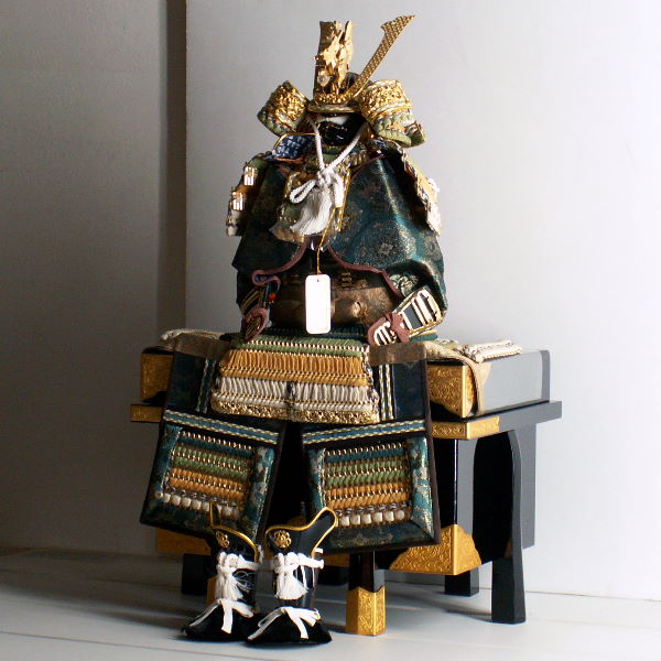 激安五月人形在庫処分】金小札色々威し大鎧8号単品が安い 五月人形