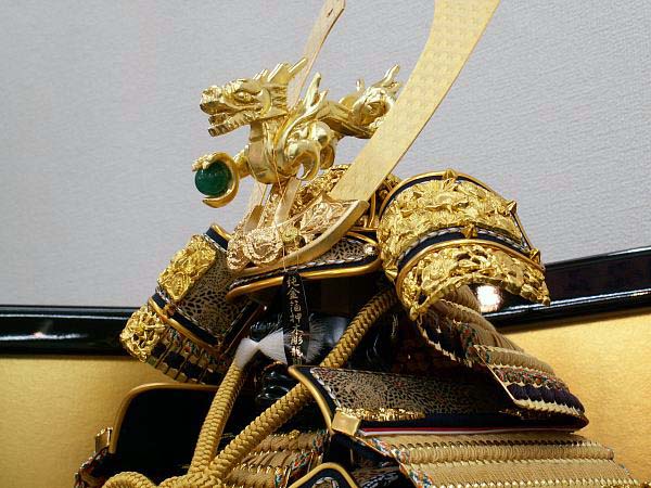 純金箔押小札裾裏白檀塗緋縅大鎧8号飾りが安い 雄山作 五月人形～広島