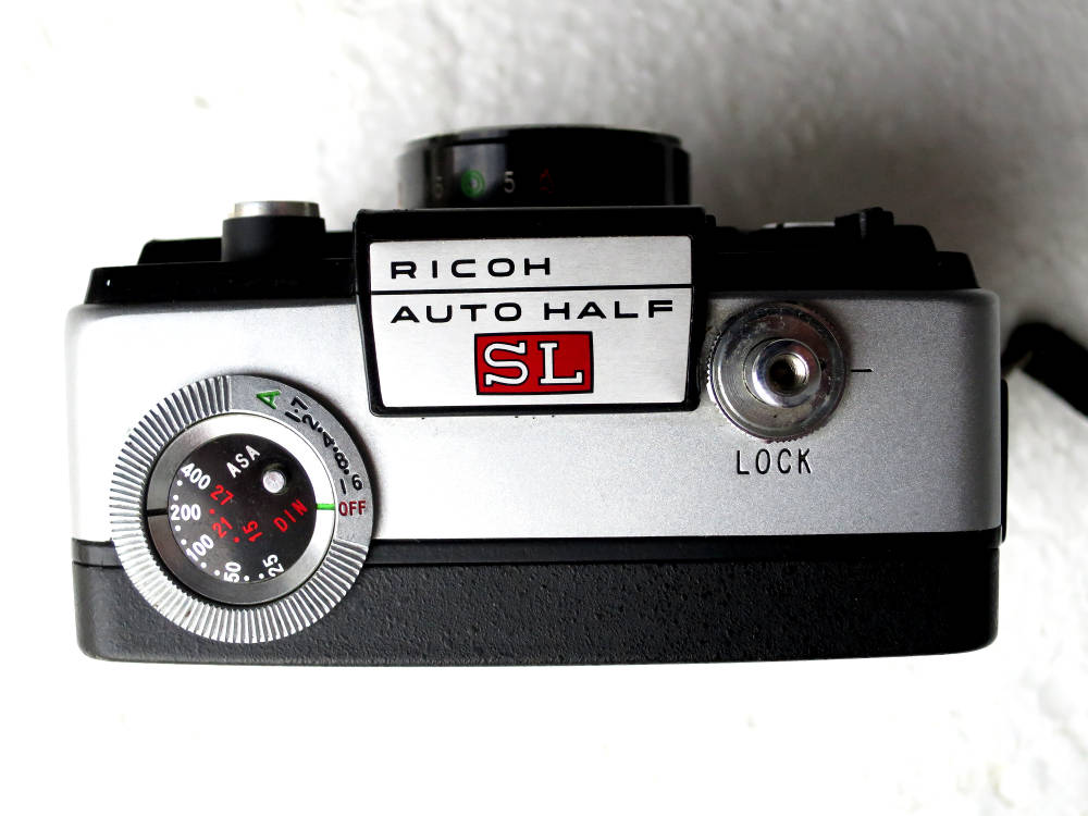 135_half_ricoh_auto_halfsl2_IM
