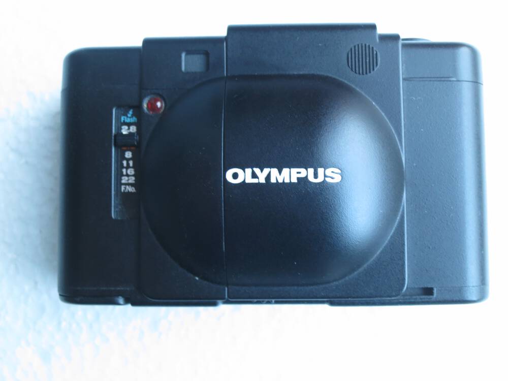 OLYMPUS XA