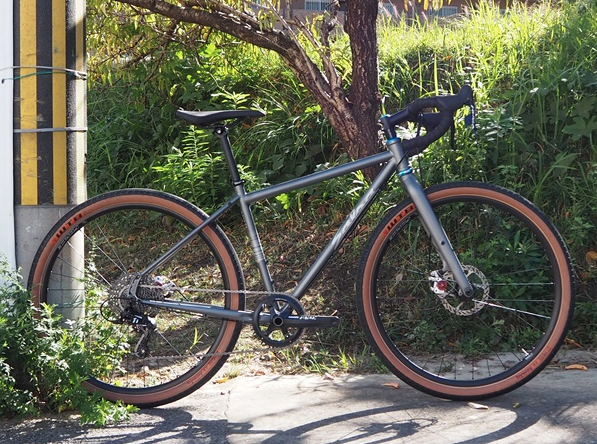 グラベル・ツーリングバイクで迷われてるならこれ！SALSA VAYA(サルサ