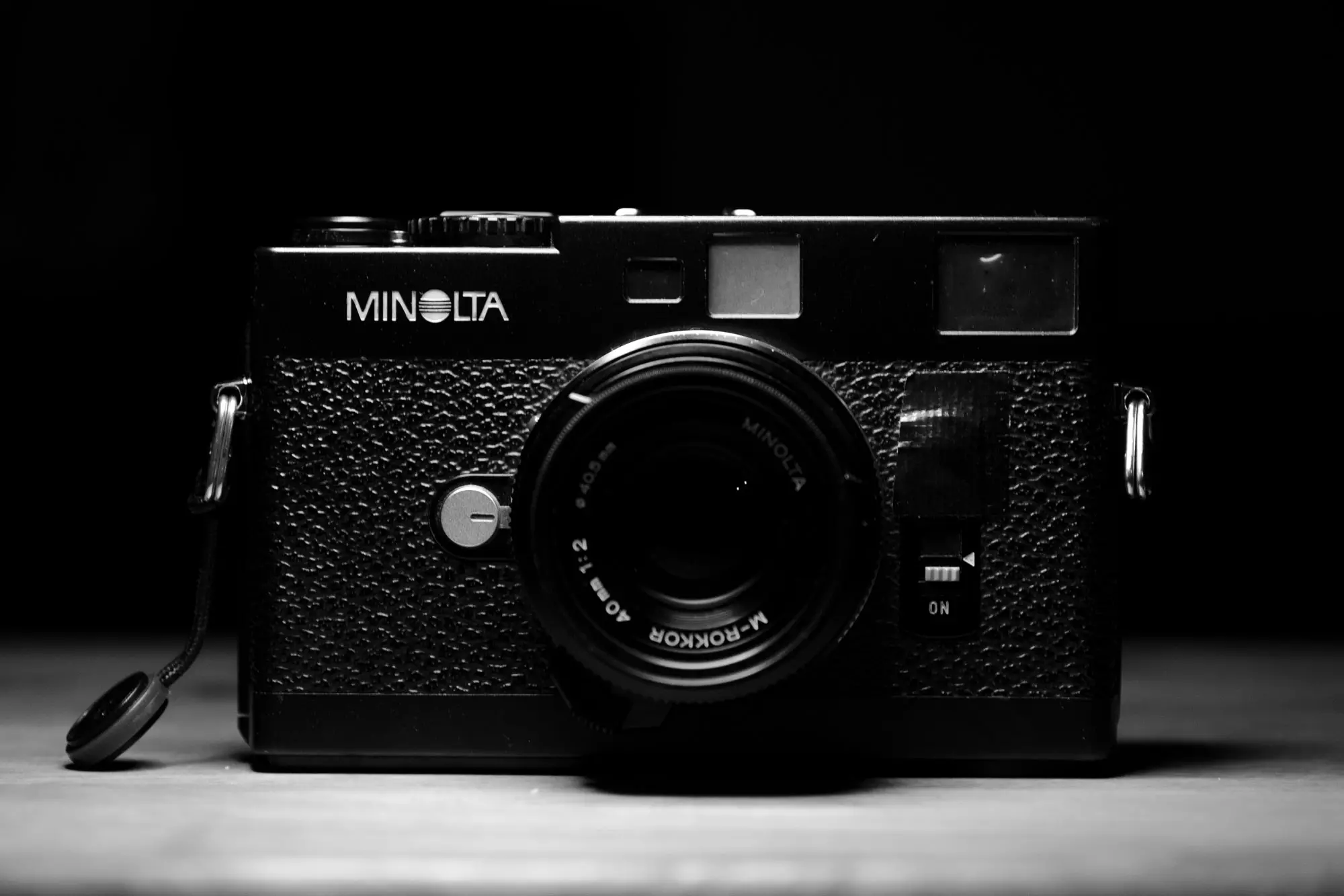 5 Frames with a Minolta CLE & M-Rokkor 40mm - By Dan Diaz - 35mmc