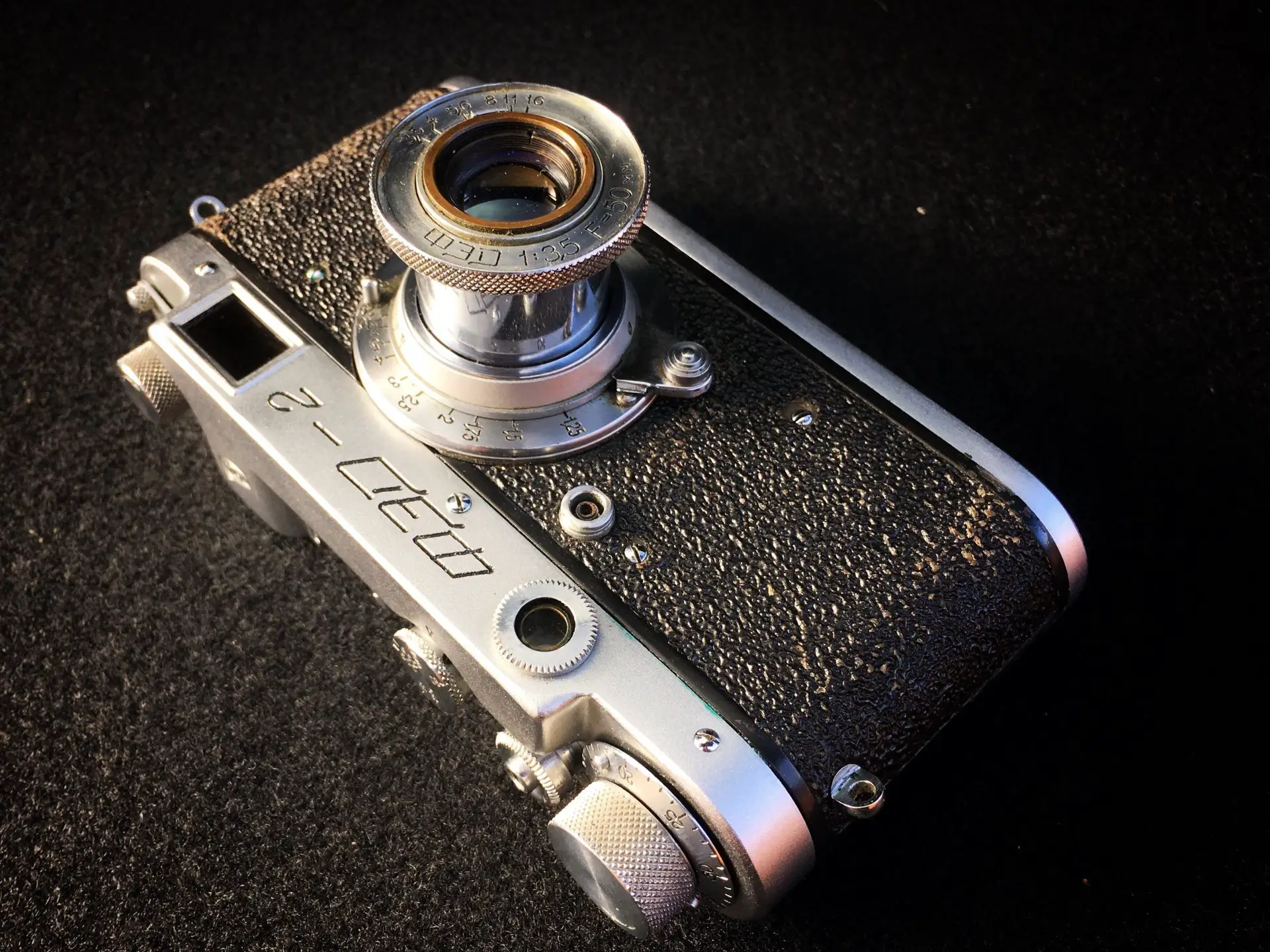 Fed 2 Russian Rangefinder Mini-Review - By Julian Higgs - 35mmc