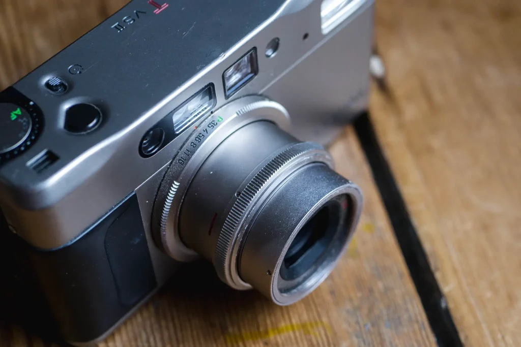 Contax TVSii - a review with a few comparisons to the T2 - 35mmc