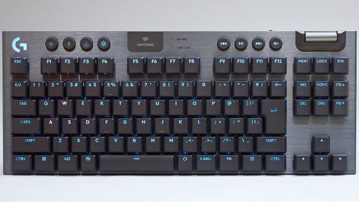 薄型キーの10キーレスワイヤレスキーボード「G915 X LIGHTSPEED TKL