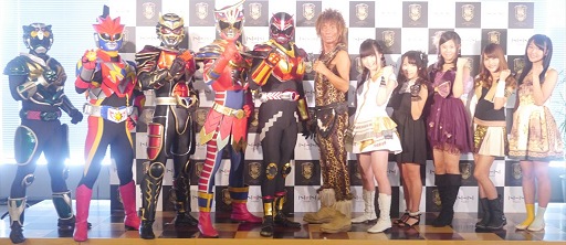 ドラゴンネスト」世界大会を控え，ご当地アイドルとご当地ヒーローが