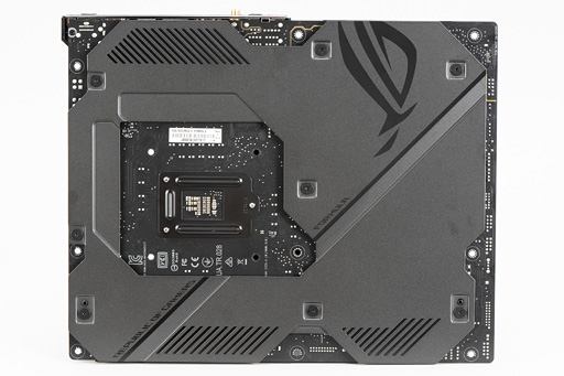 写真で見る「ROG MAXIMUS XI FORMULA」。ASUSのゲーマー向けハイエンド