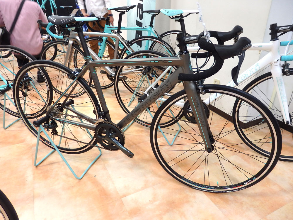 Bianchi(ビアンキ) FENICE SPORT(フェニーチェスポーツ) TIAGRA完成車