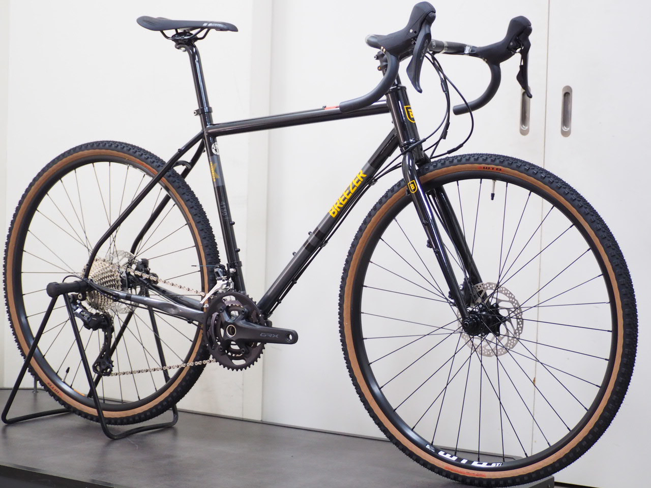 BREEZER(ブリーザー) INVERSION X EXPERT(インヴァージョンX