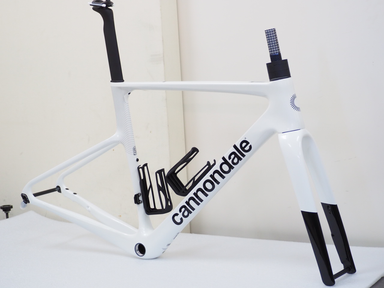 cannondale SuperSix EVO(キャノンデール スーパーシックスエボ