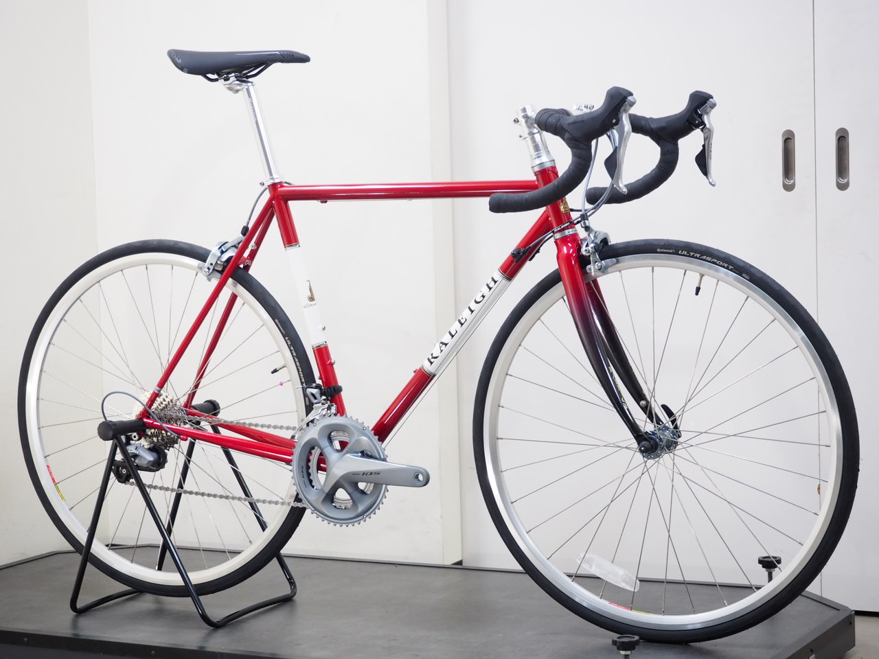 Raleigh(ラレー) Carlton-F(カールトンF) CRF 105完成車 2021