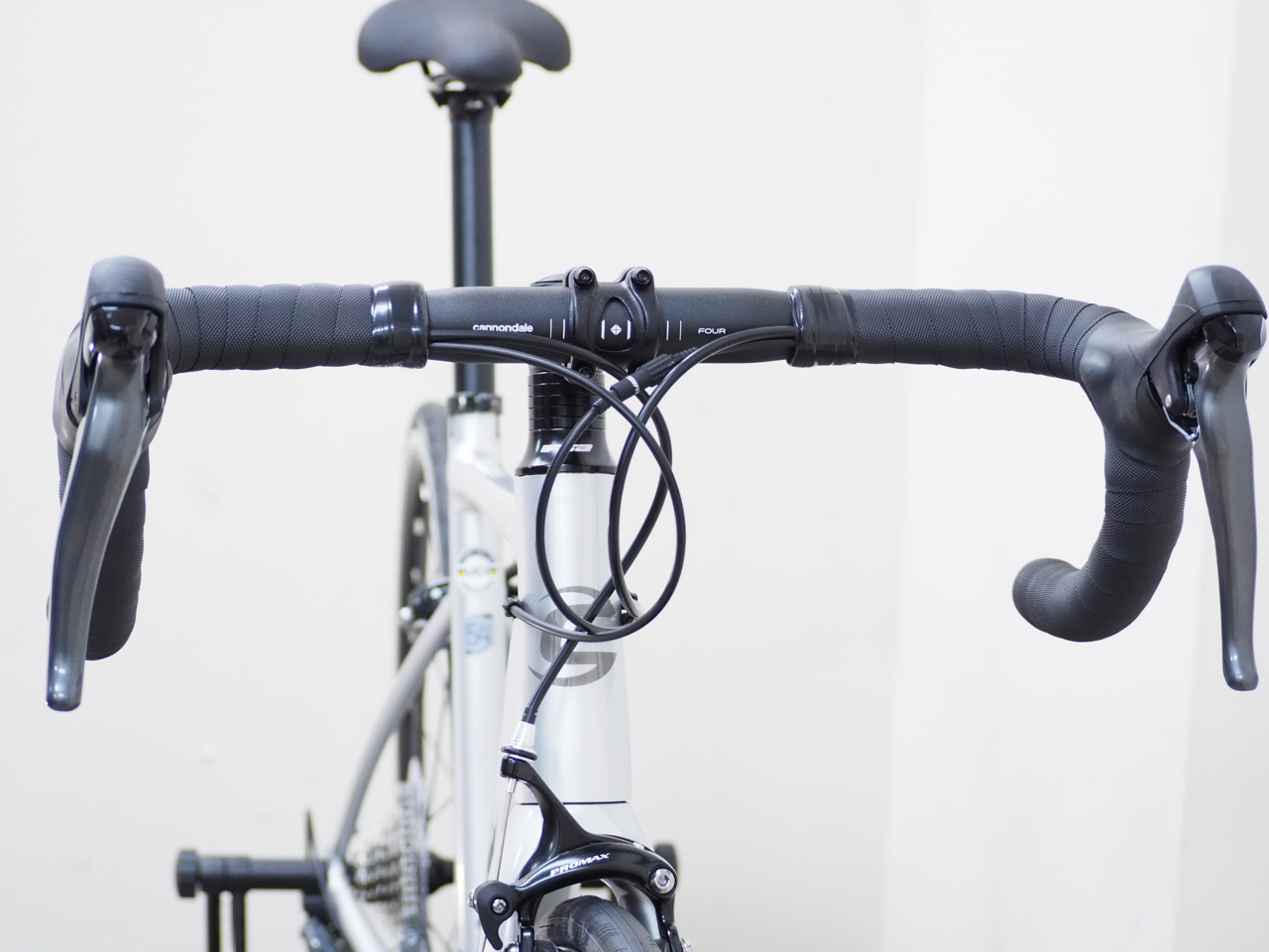 CANNONDALE(キャノンデール) CAAD OPTIMO 4 CLARIS 完成車 2024