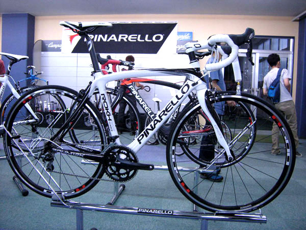 PINARELLO ROKH(ピナレロ ロク) 105完成車 2014年モデル ロードバイク