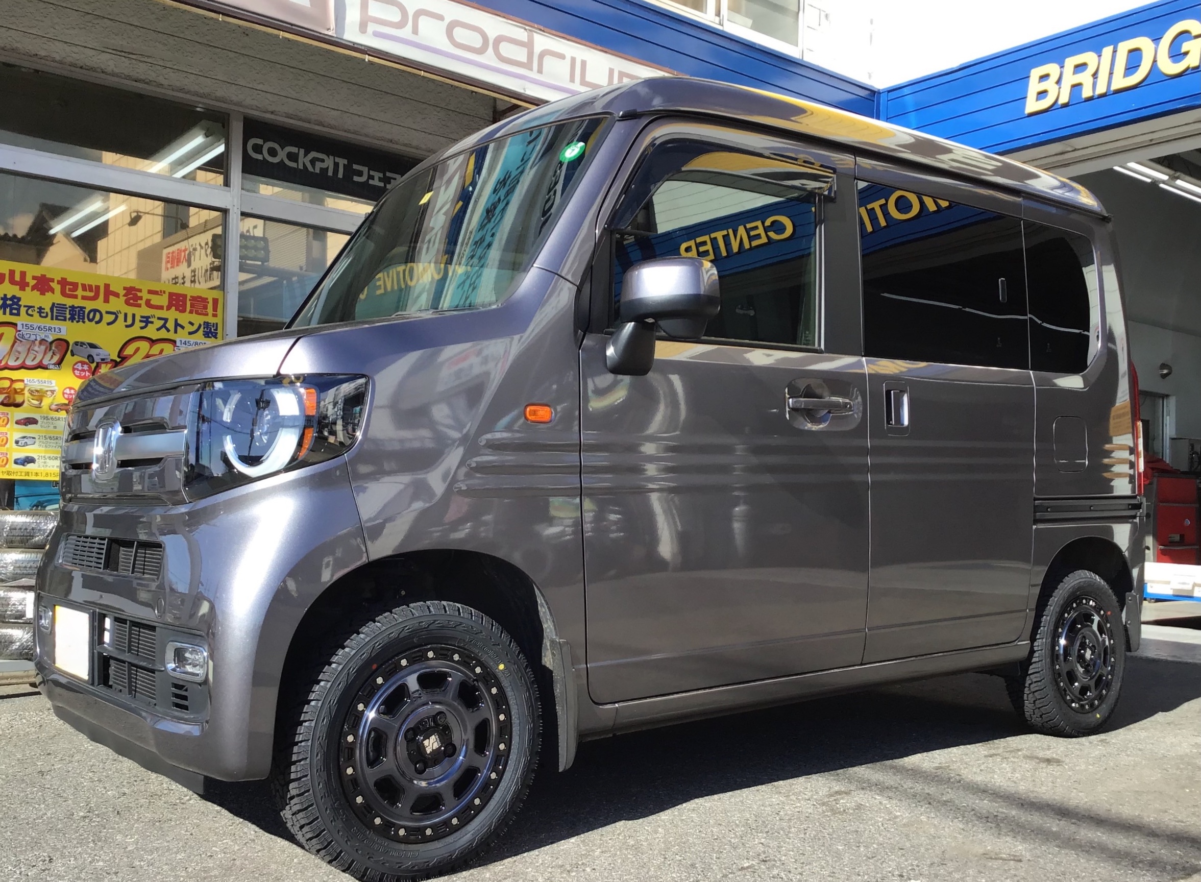 MLJ エクストリームJ XJ07 ホイール＋リフトアップで、オフロード